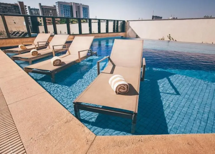 C913 Flat No Hotel Cullinan Bsb Area Central